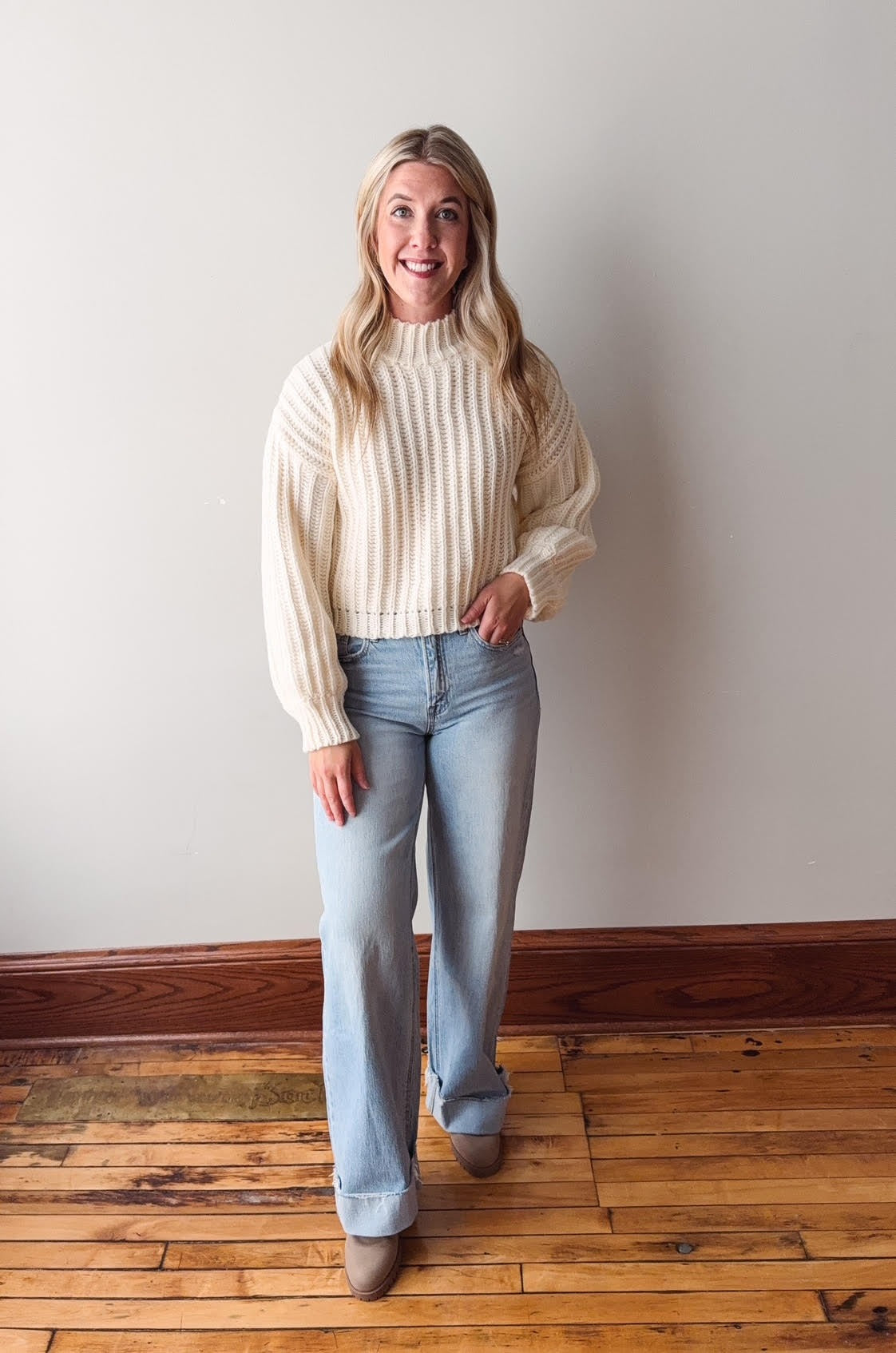 Arden Cream Cropped Knit Sweater