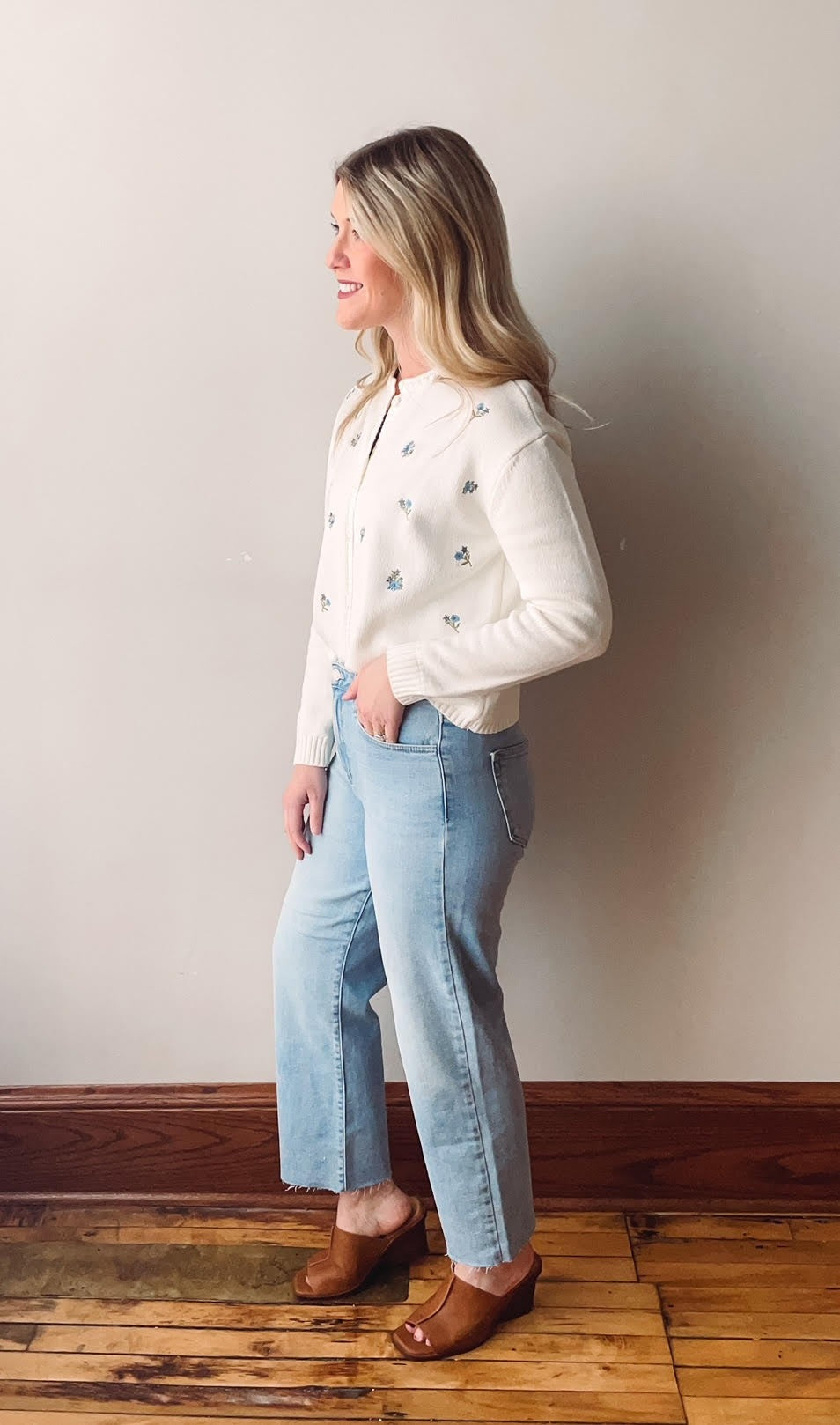 Sophia Light Wash Straight Jeans