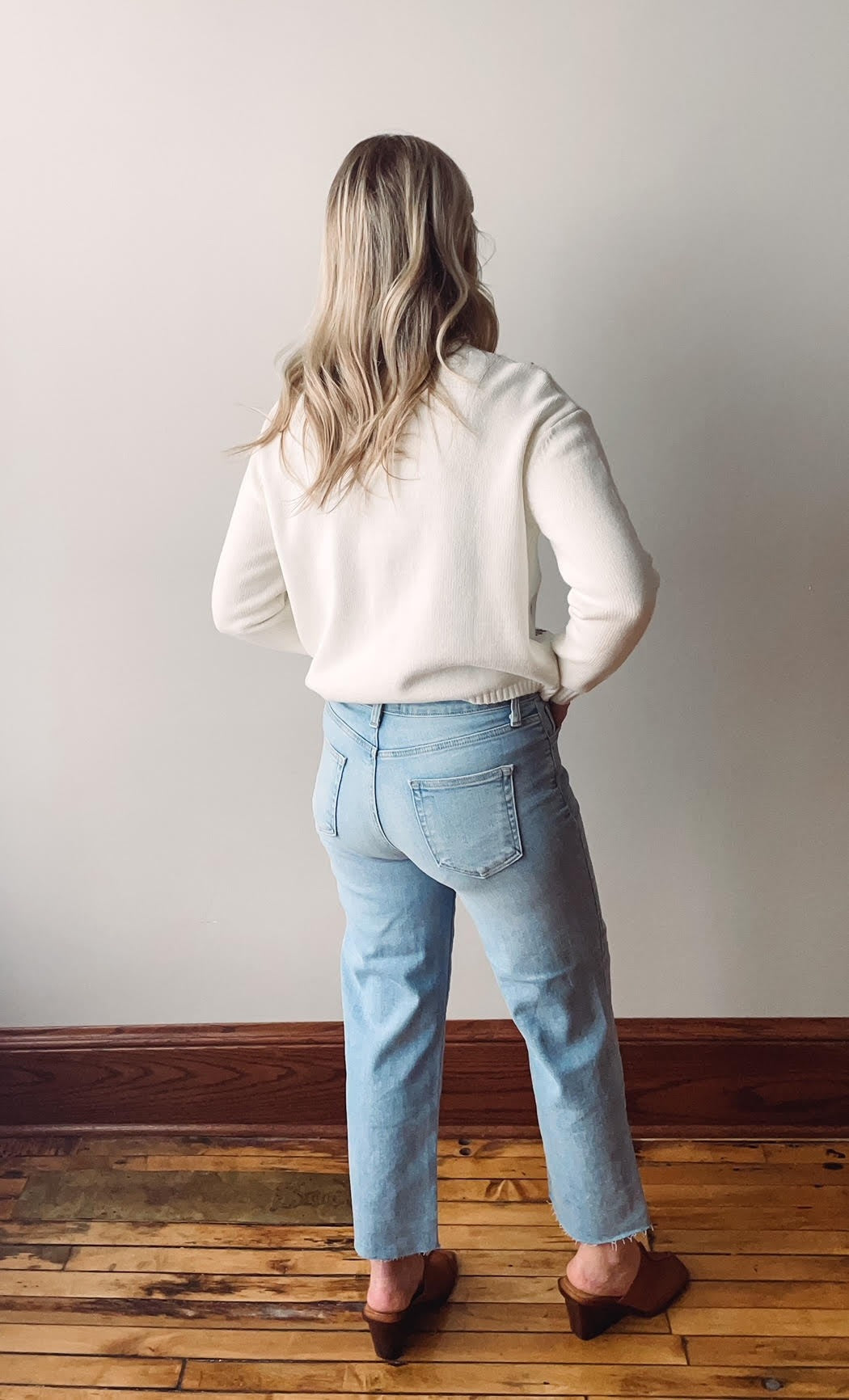 Sophia Light Wash Straight Jeans