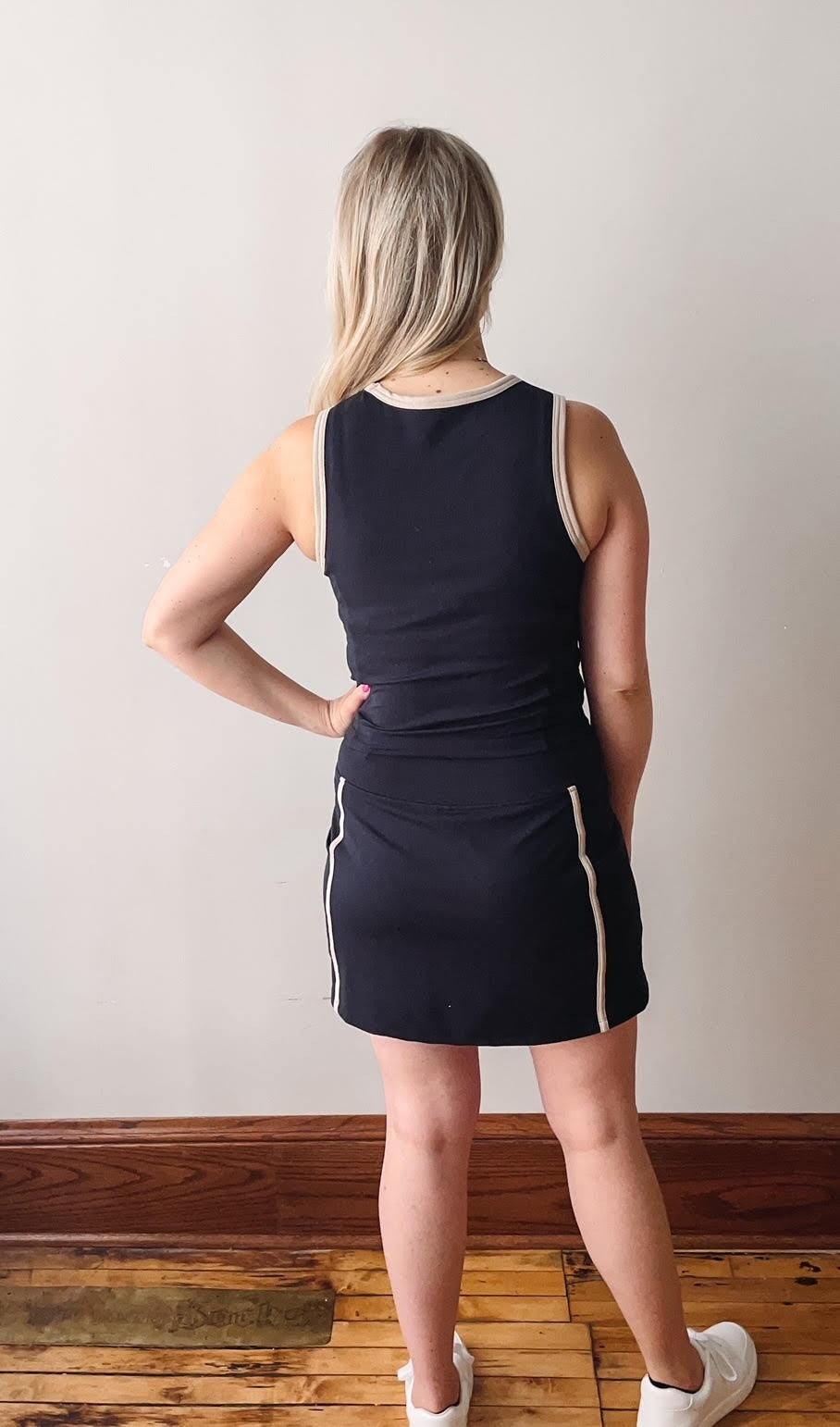 Carlton Black Oak Rib Skort
