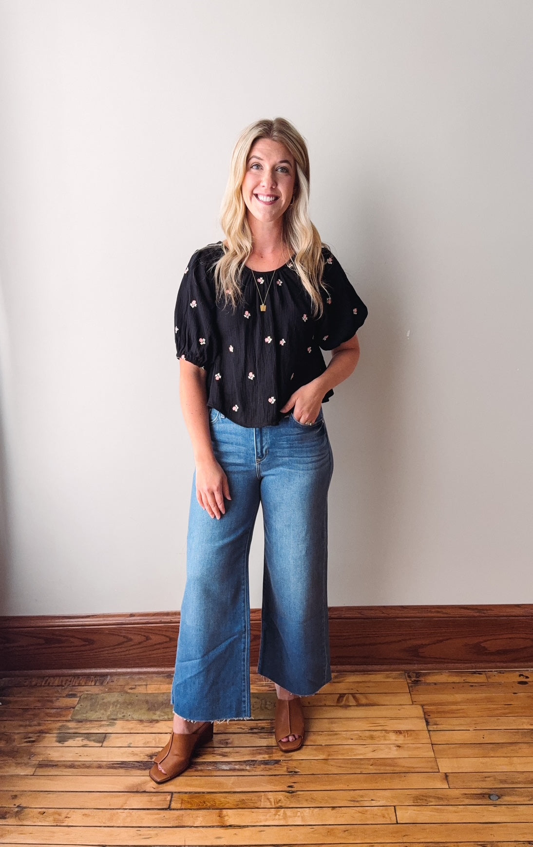 Shelby Black Puff Sleeve Top
