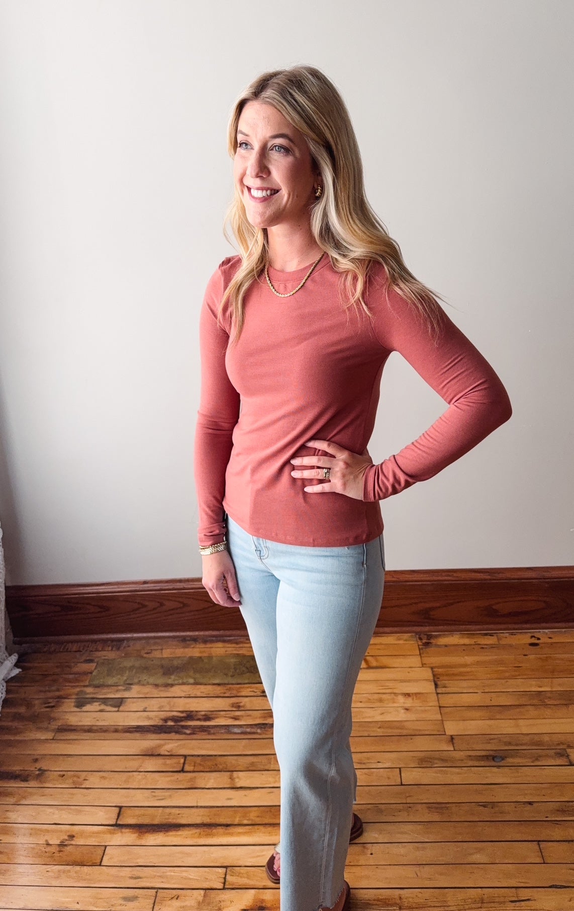 Brick Fitted Long Sleeve Top