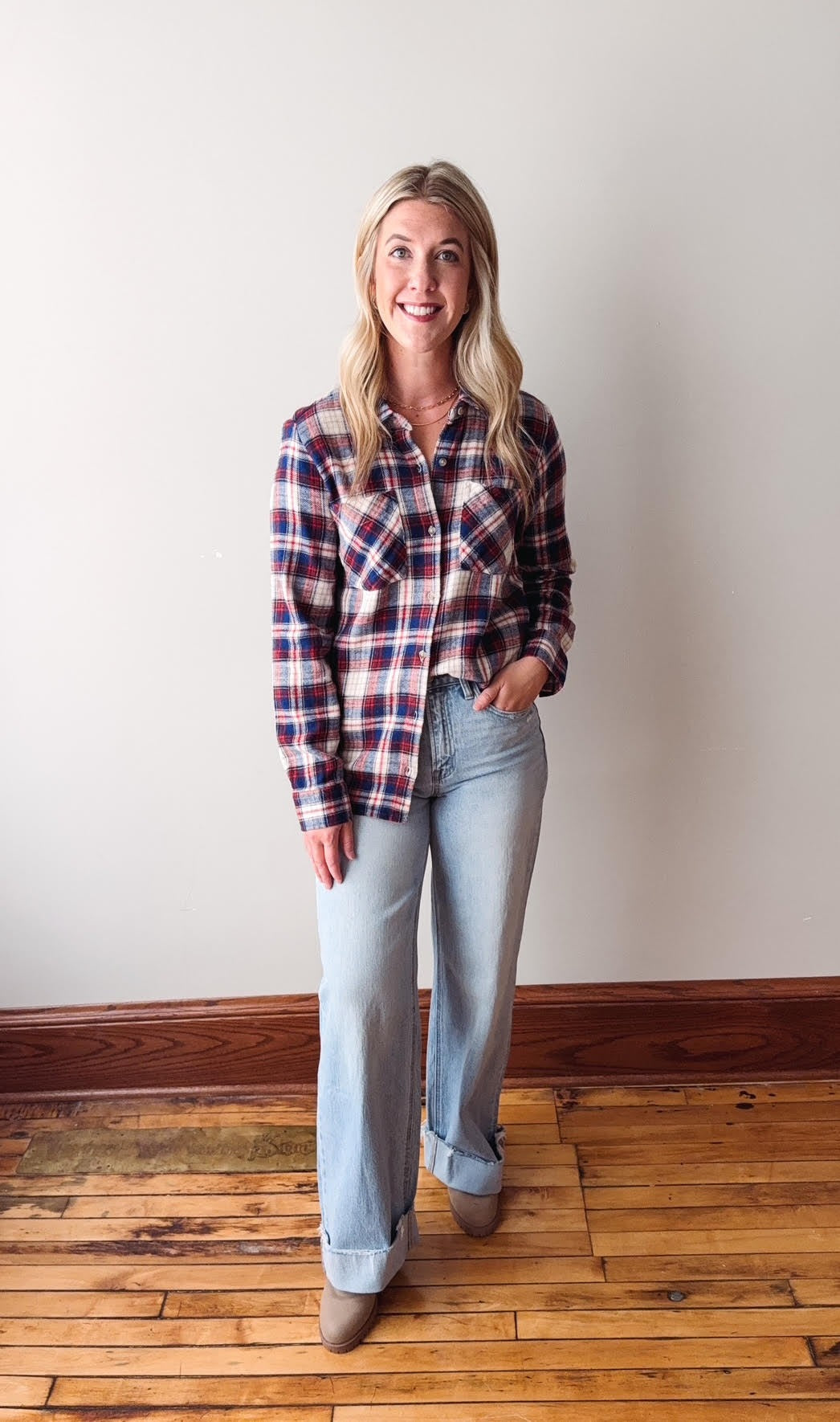 Lula Shirt - Navy Red Plaid