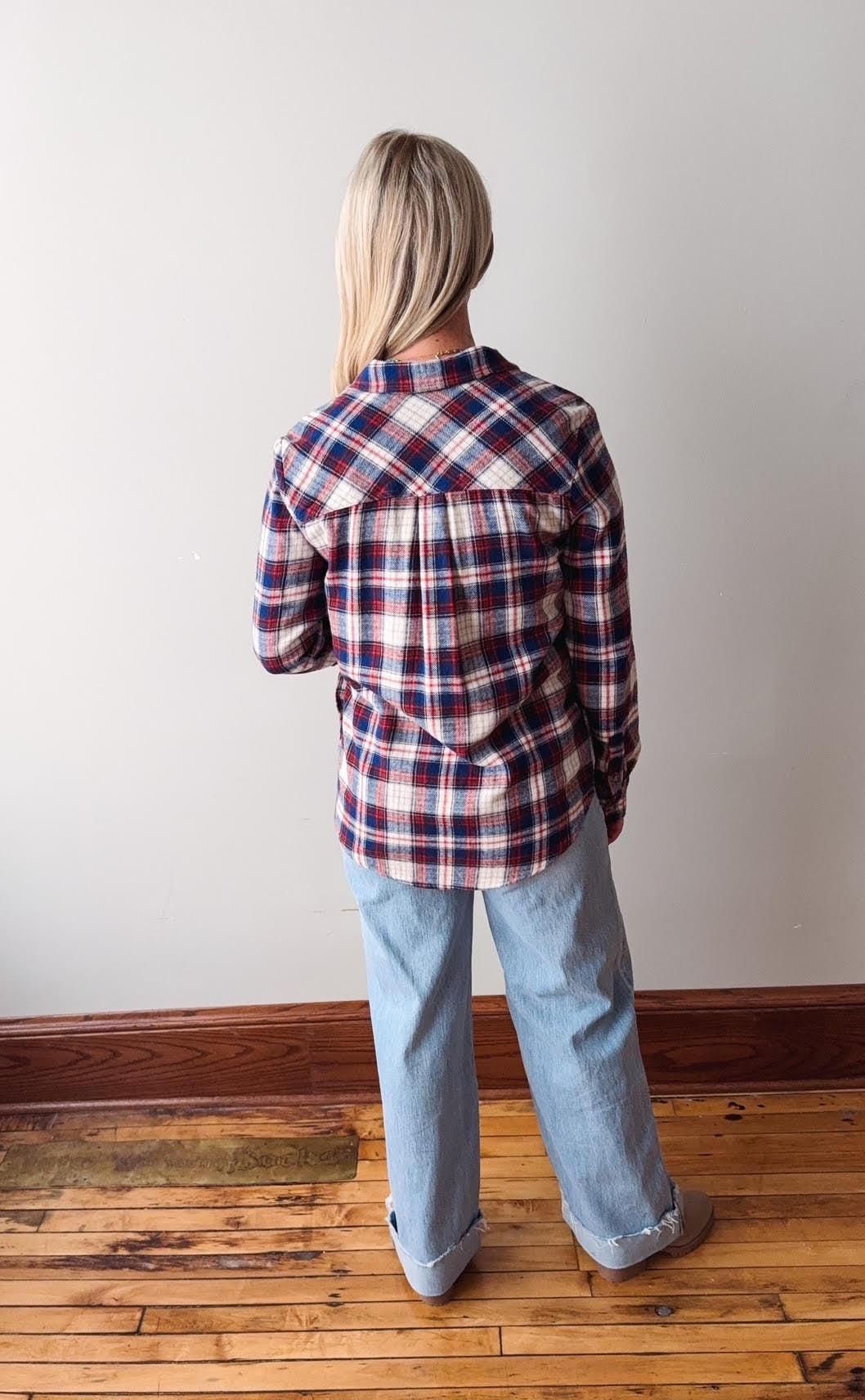 Lula Shirt - Navy Red Plaid