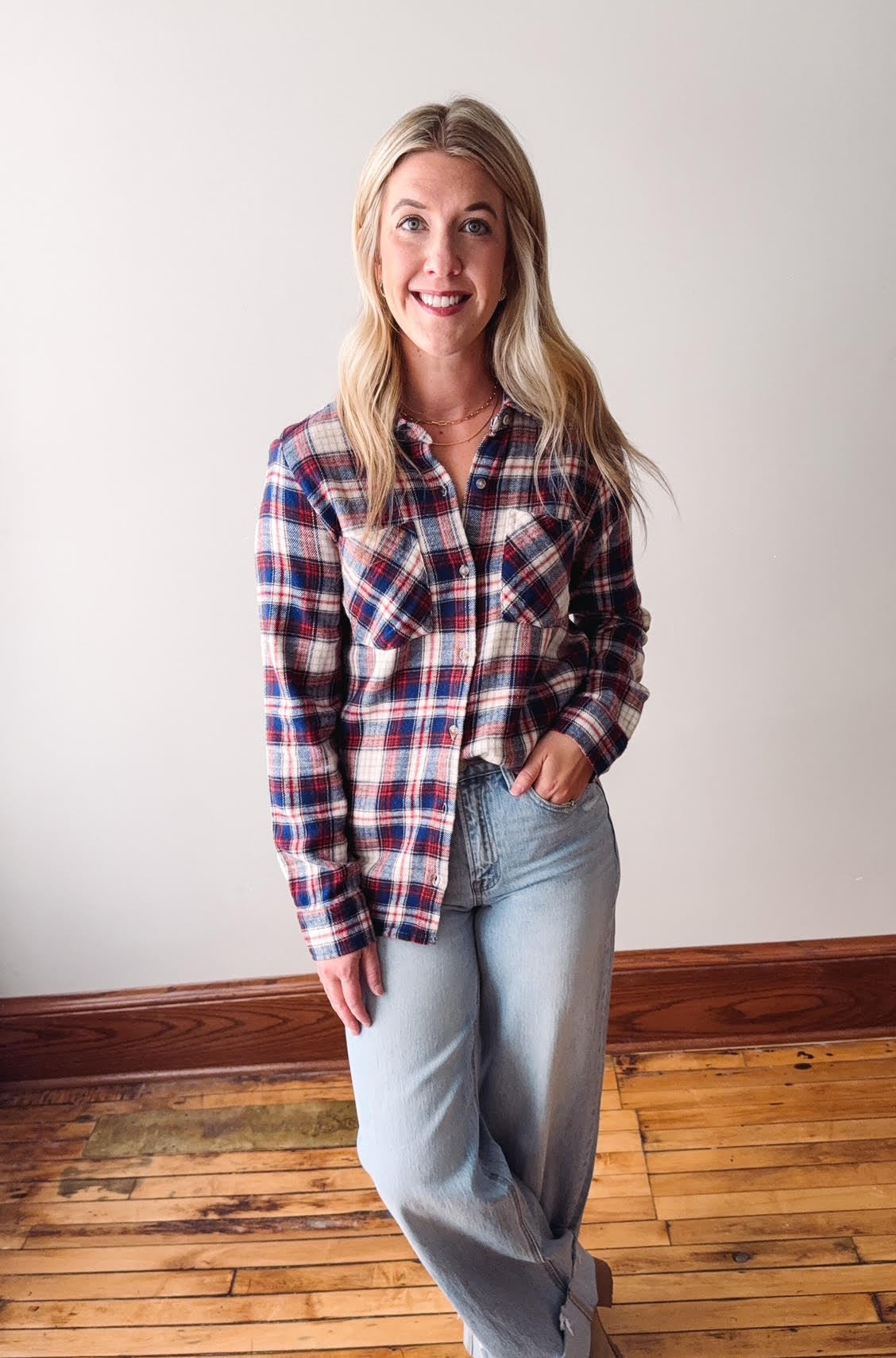 Lula Shirt - Navy Red Plaid