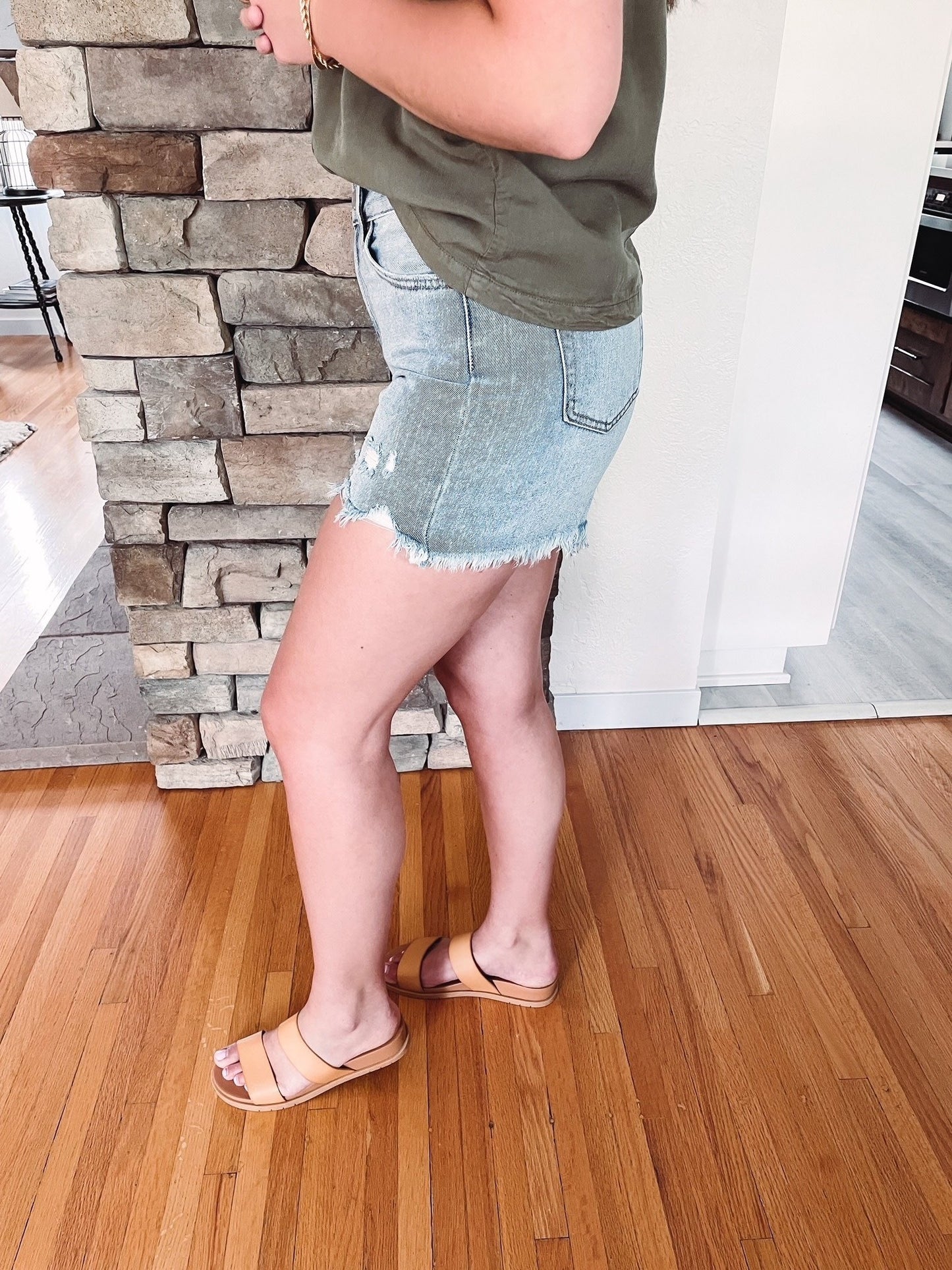 Bree (4" Inseam) Light Wash Shorts