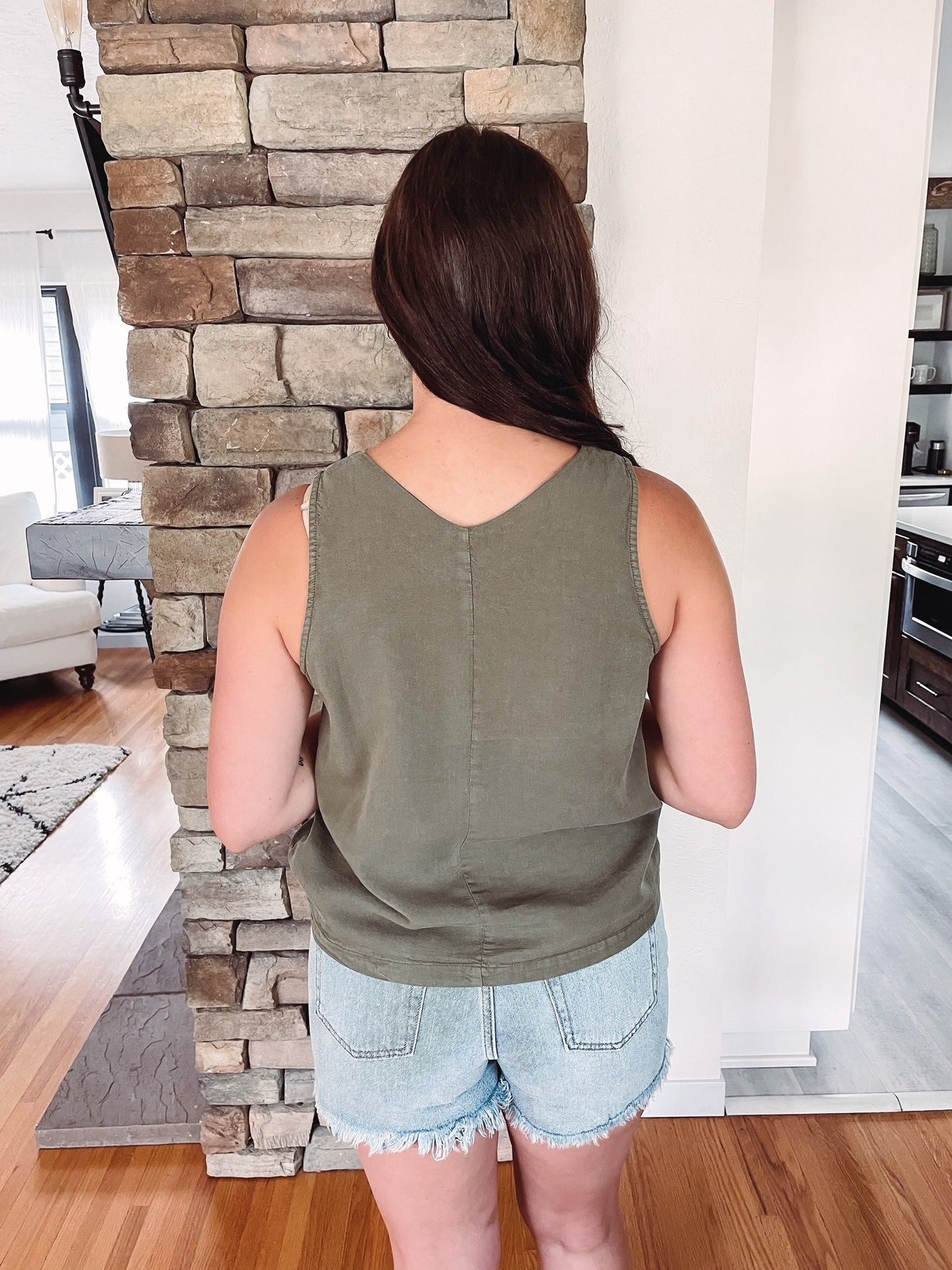 Bree (4" Inseam) Light Wash Shorts