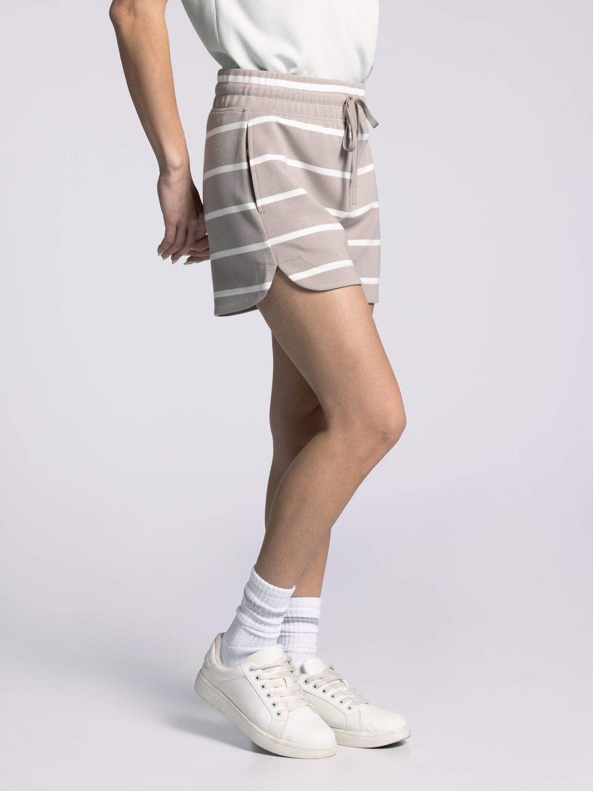 Rosie Shorts - Mushroom