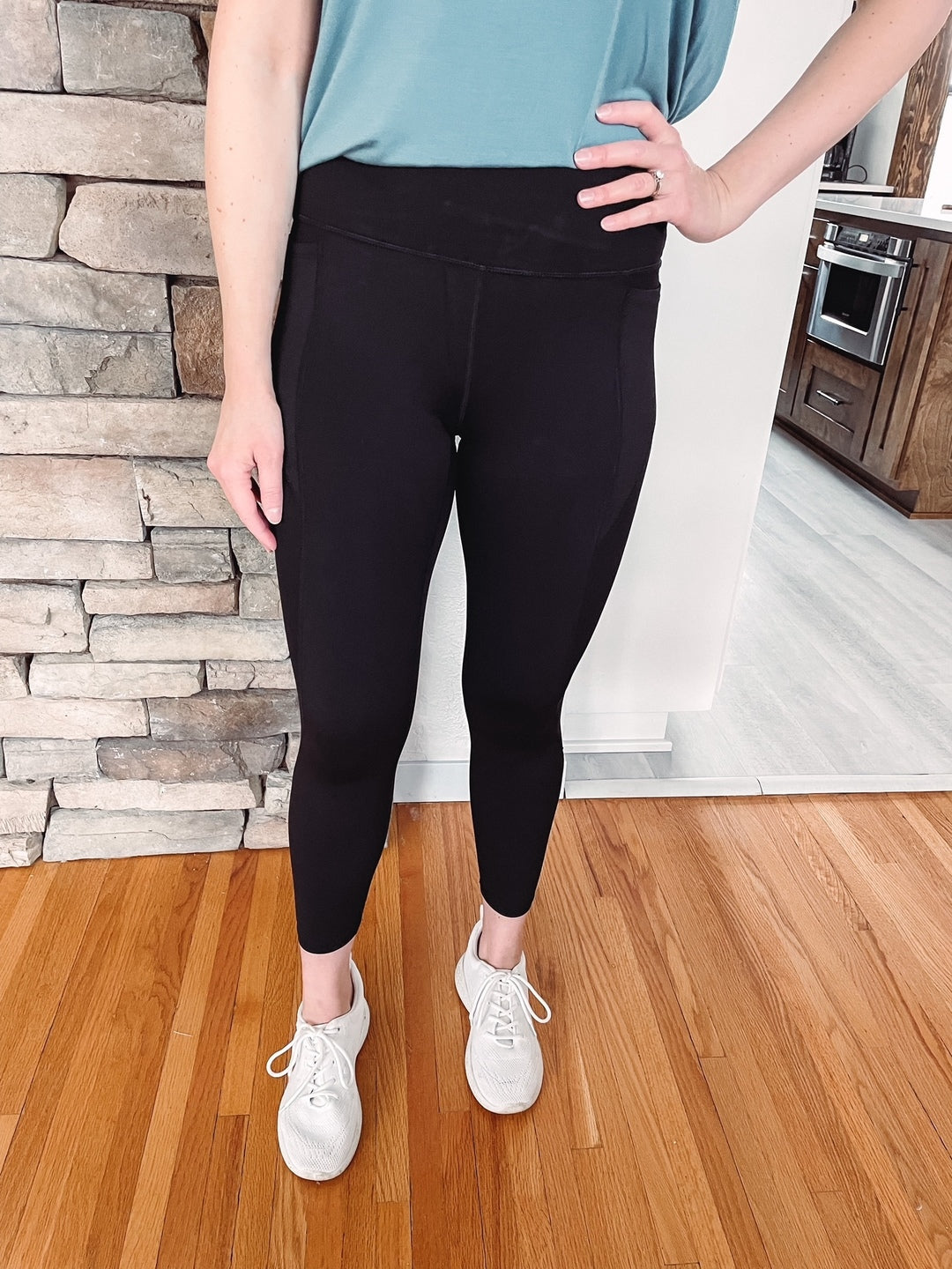 Tenley Black Activewear Leggings
