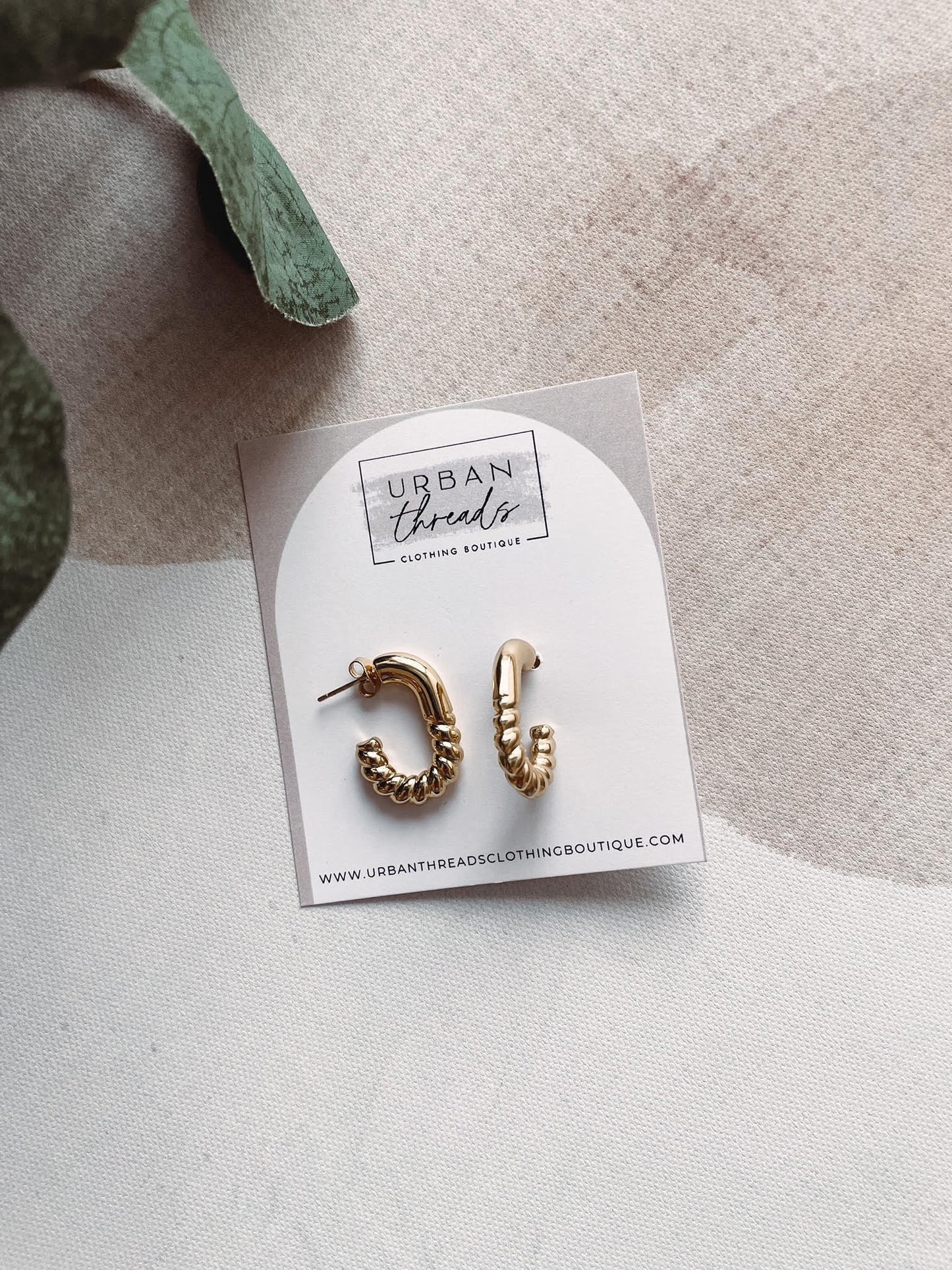 18K Ada Gold Earrings