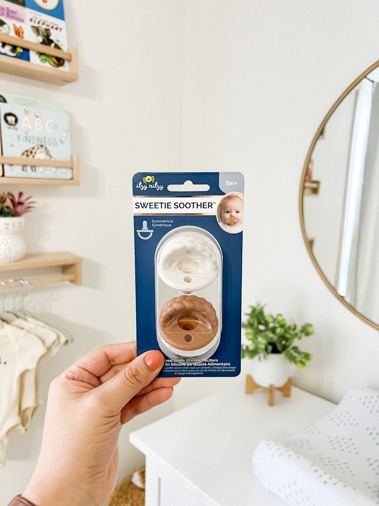 Sweetie Soother™ Pacifier Set Coconut + Toffee