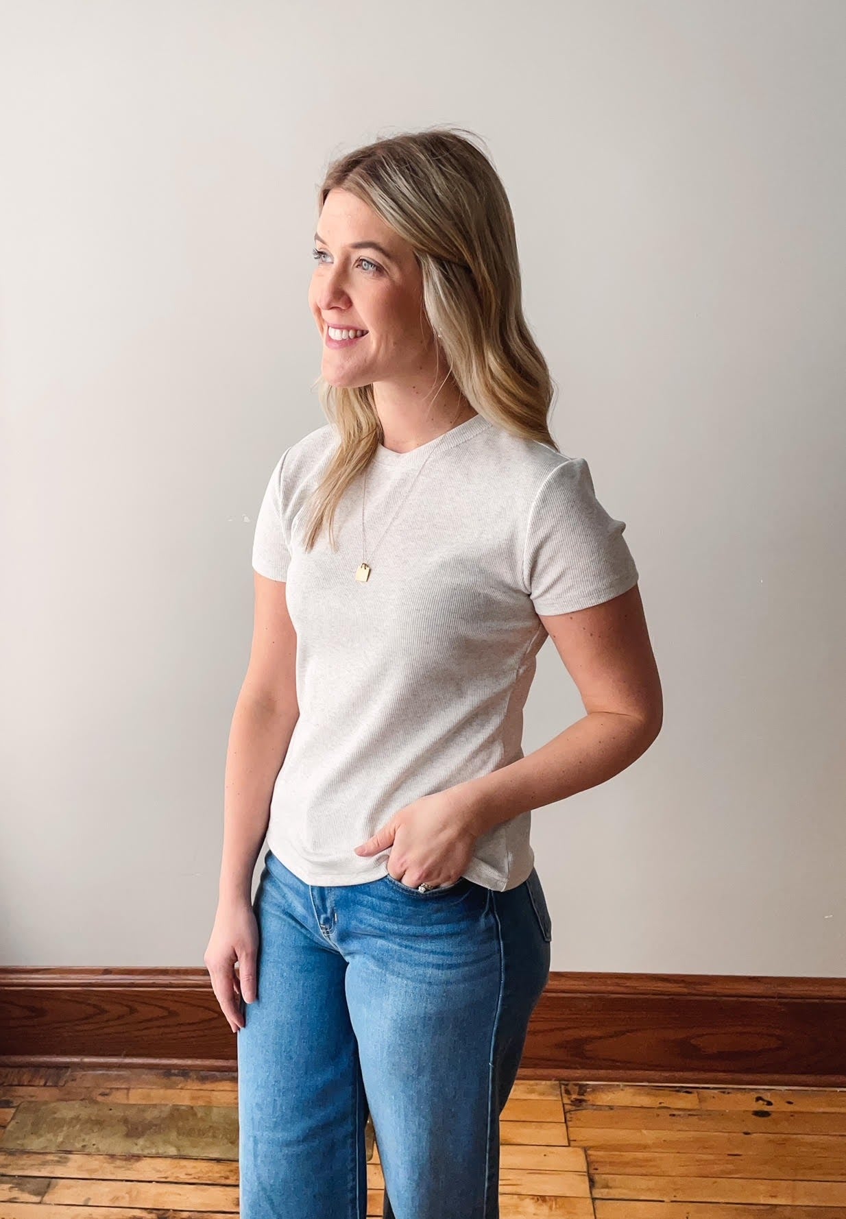 Annie Tee - Light Heather Grey