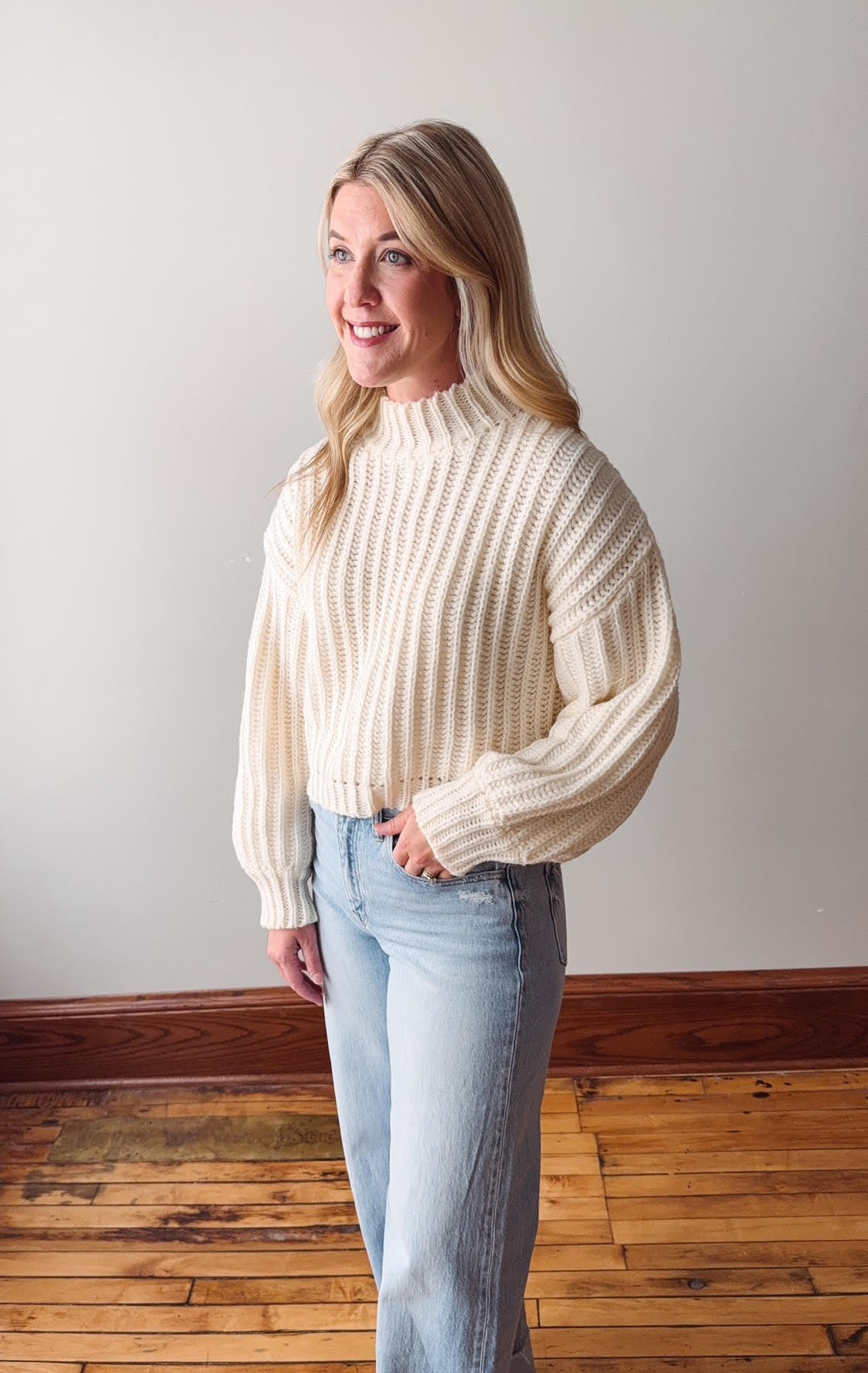 Arden Cream Cropped Knit Sweater