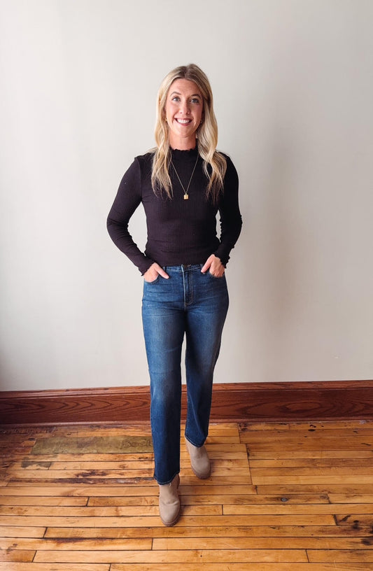 Dark Wash Soft Classic Straight Jean