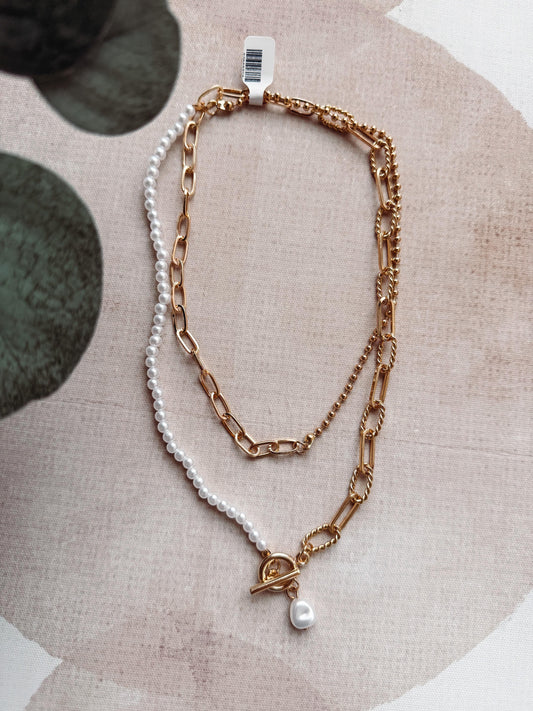 Elodie Pearl Toggle Necklace