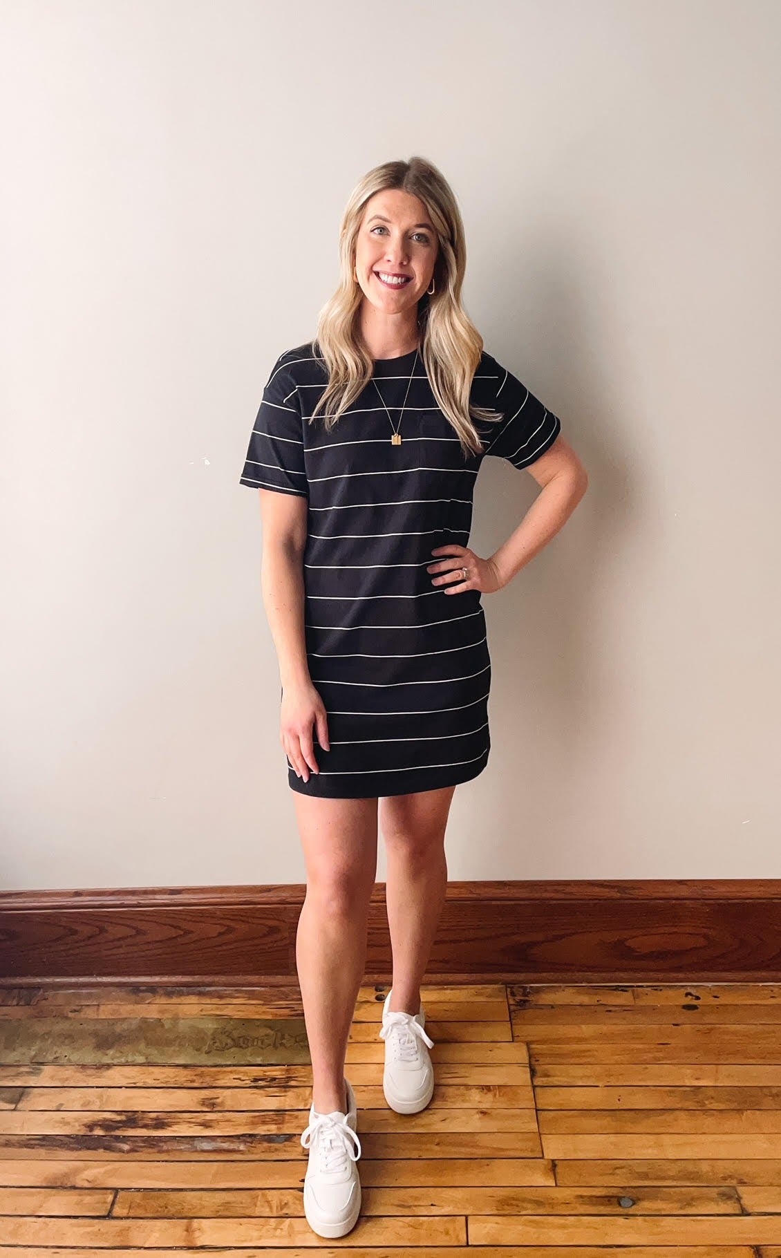 Kick Back Dress - Black + White