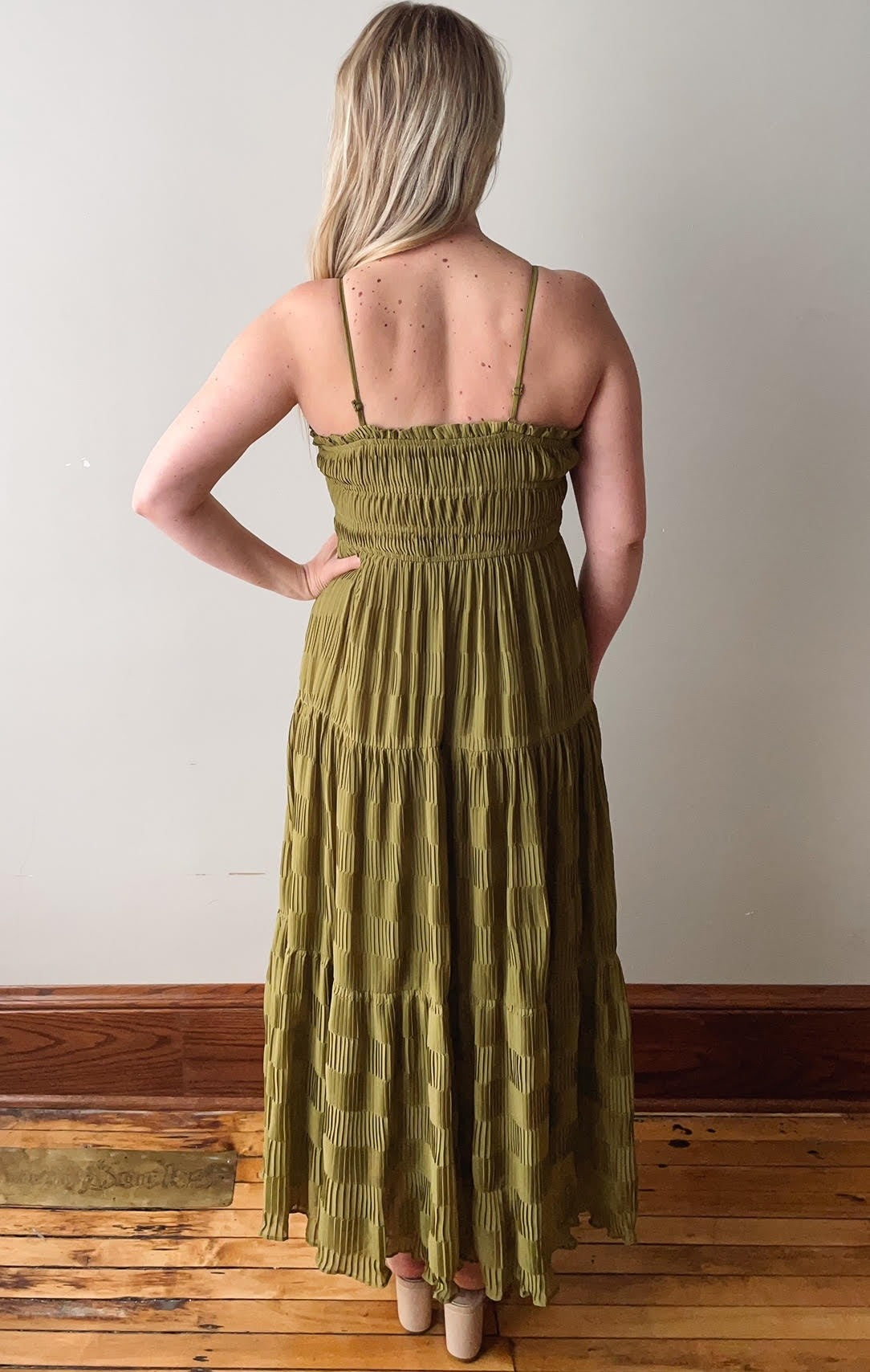 Kiwi Pleated Maxi Dress