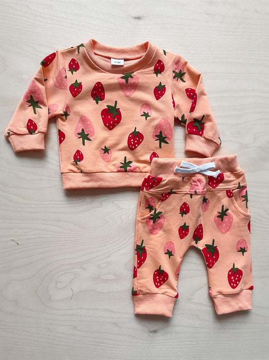 Peach Colored Strawberry Lounge Set