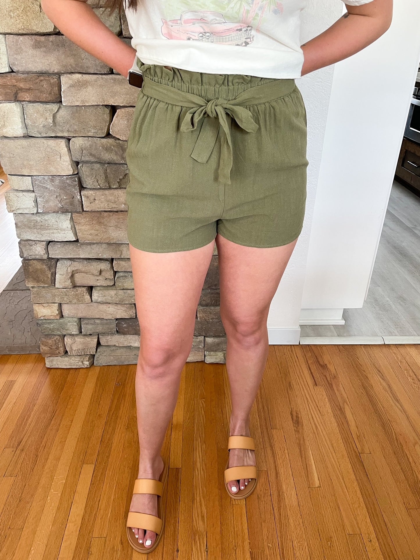 Skylar Olive Linen Shorts