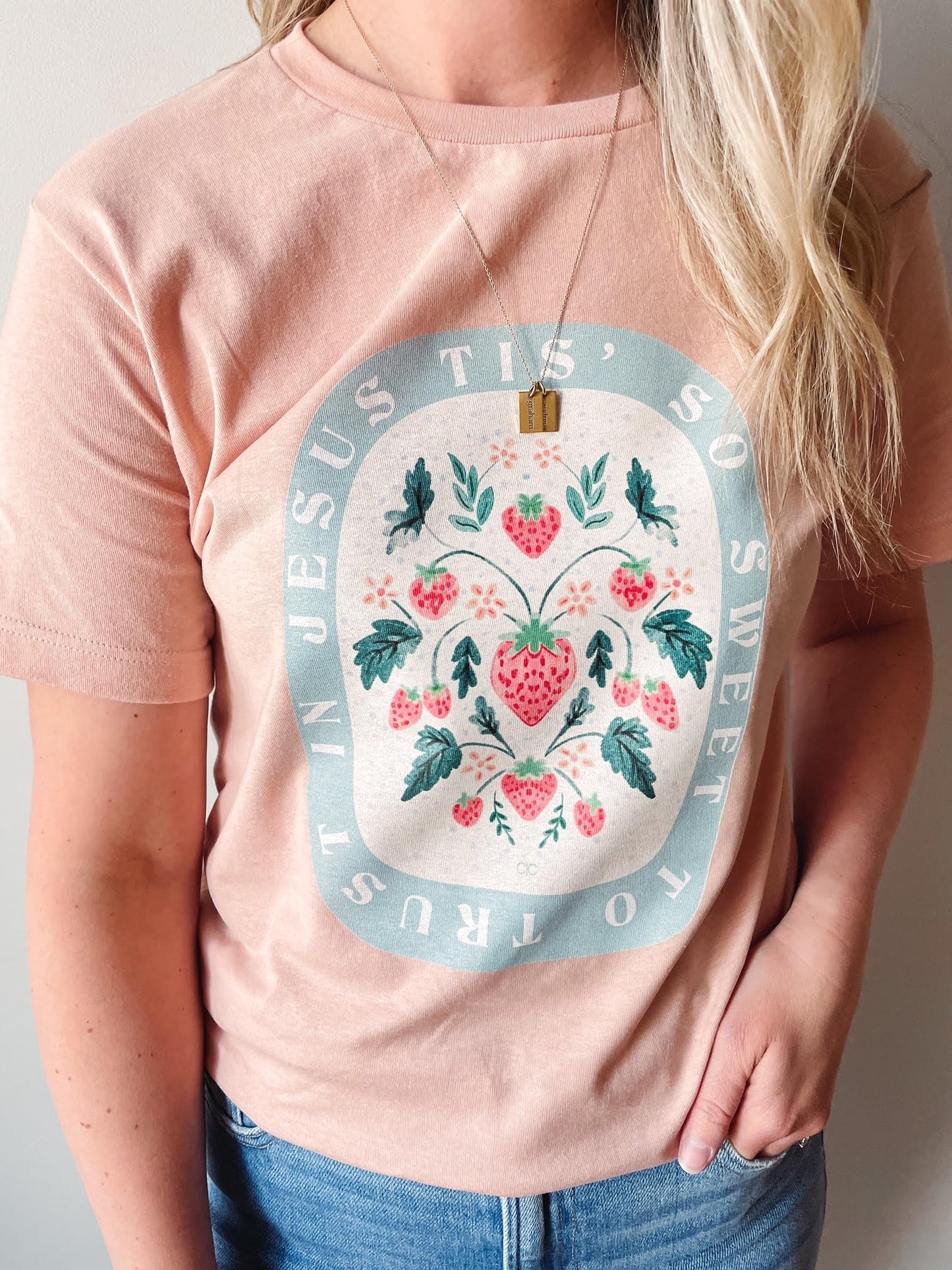 Tis So Sweet Graphic Tee