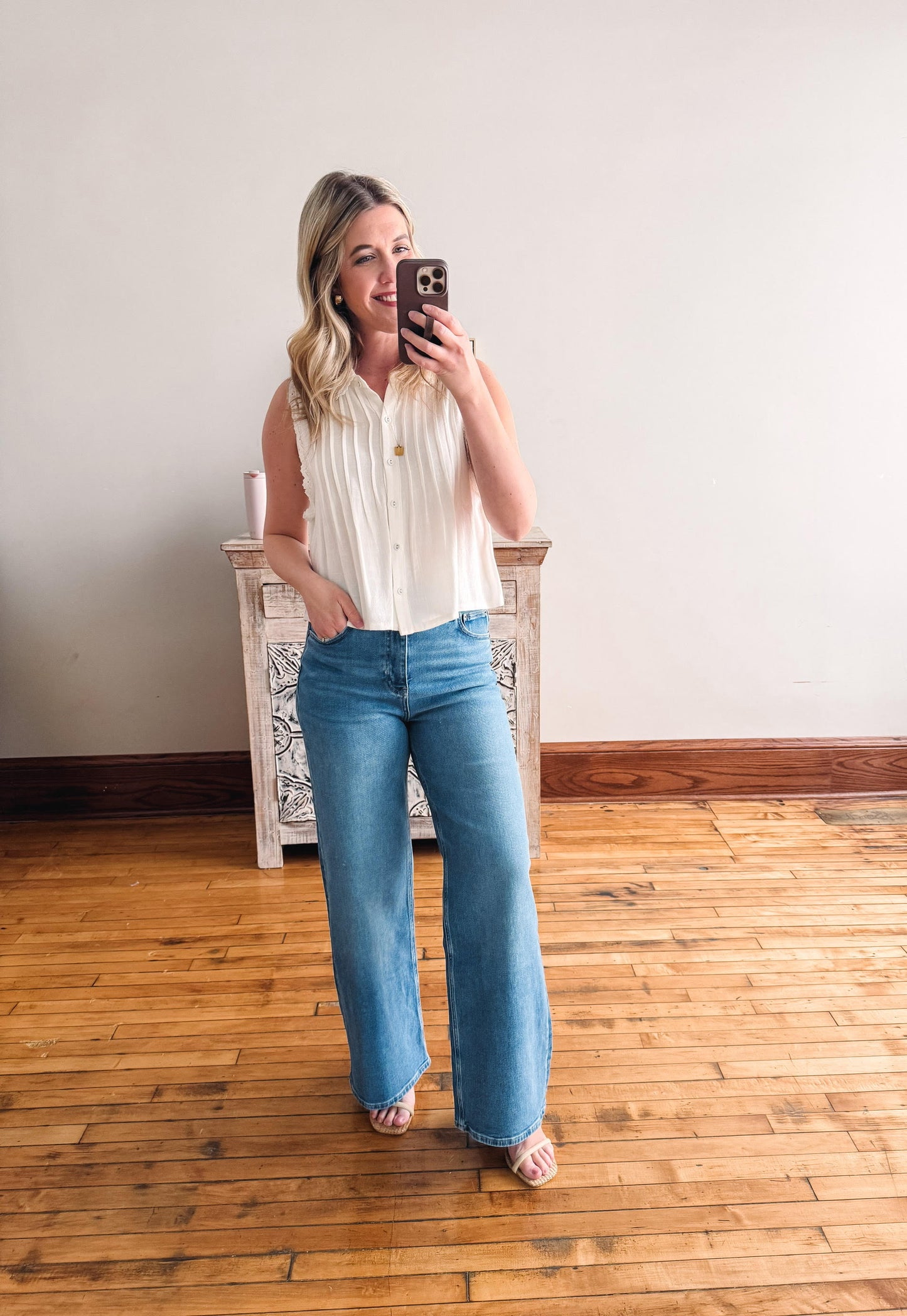Presley Off White Collared Top