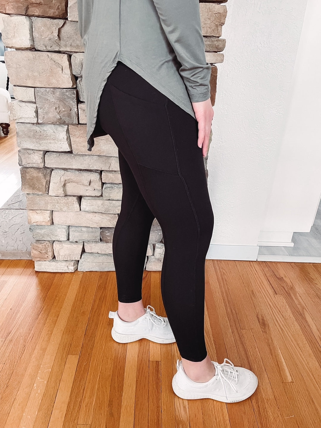 Black Pocket Leggings